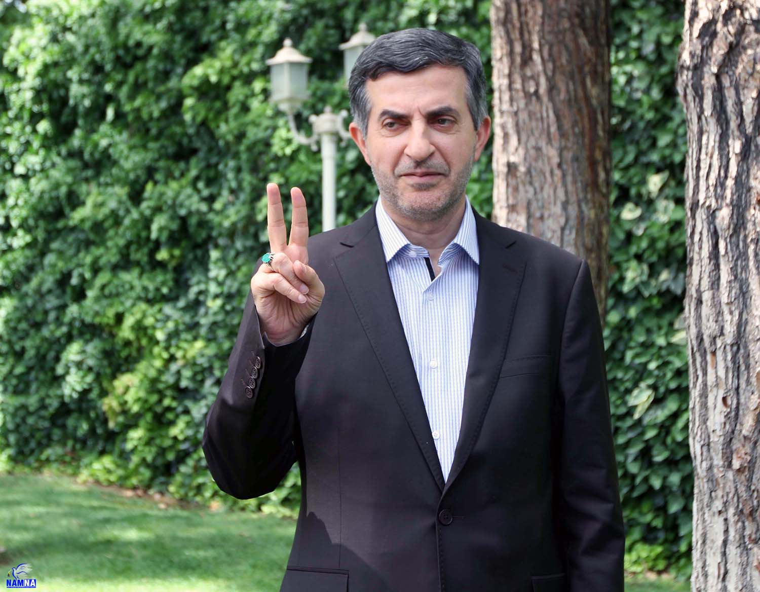 ژست انتخاباتی مشایی