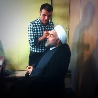 حسن روحانی در اتاق گریم