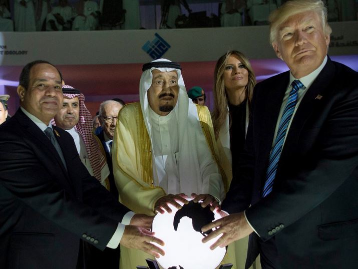 رونمایی ترامپ از معجزه سفرش به خاورمیانه! رونمایی ترامپ از معجزه سفرش به خاورمیانه!