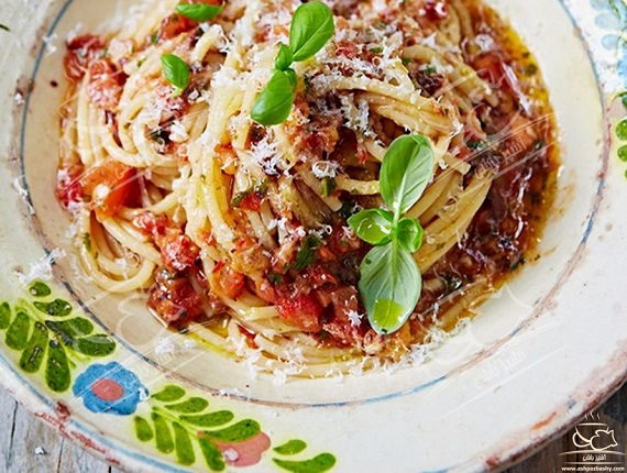 اسپاگتی سالسا یک غذای خوشمزه برای بچه ها