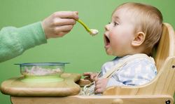 ۶ غذای مفید و بی‌دردسر برای کودکان شیرخوار