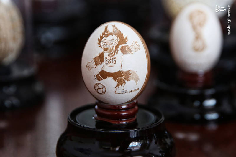 نماد جام جهانی بر روی پوست تخم مرغ +عکس