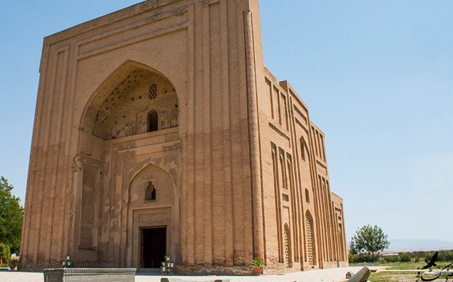 بقعه هارونیه در مشهد،بنای پر رمز و راز