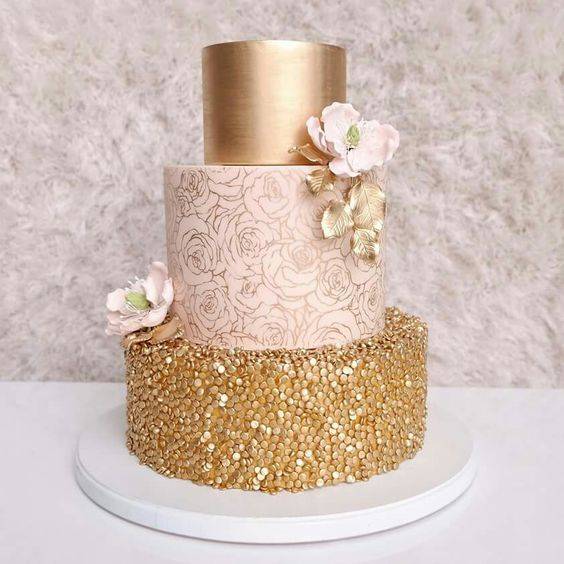مدل های شیک و چند طبقه کیک صورتی طلایی