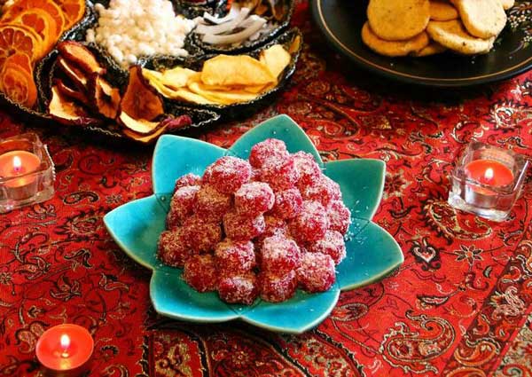 طرز تهیه انواع تنقلات شب یلدا