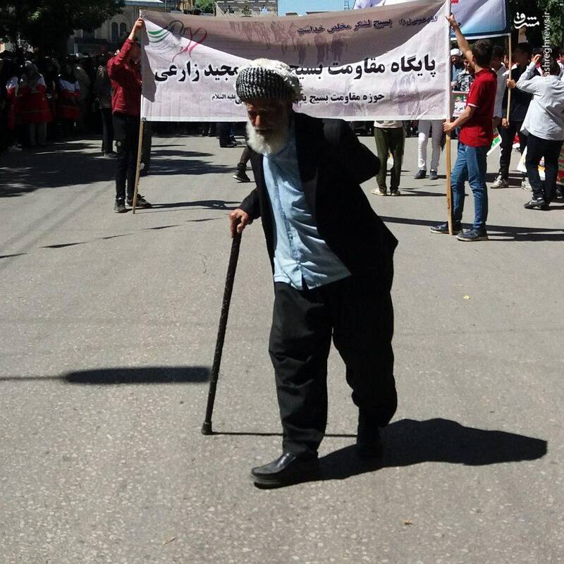 پیرمرد ۱۰۹ ساله در راهپیمایی روز قدس +عکس