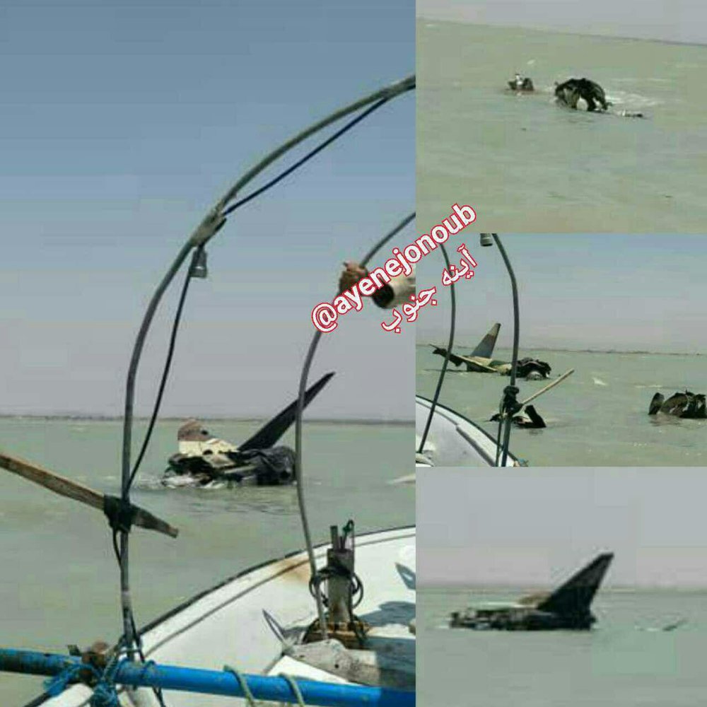 سقوط یک فروند هواپیما در ساحل تنگستان +عکس