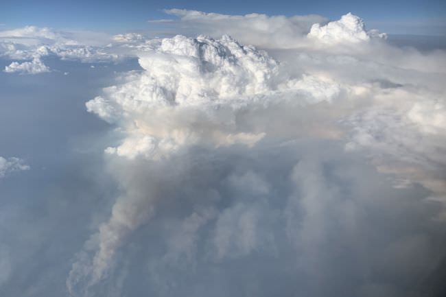 ابر آتشین عجیب در آسمان واشنگتن دی سی +عکس