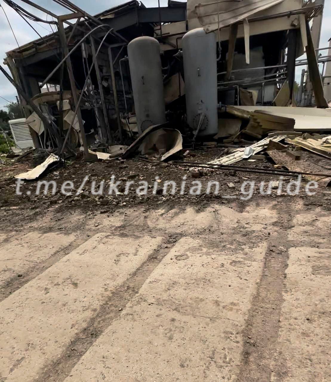 برخورد پهپادهای انتحاری گل شمعدانی روسیه به میادین نفت و میعانات گازی اوکراین+ تصاویر