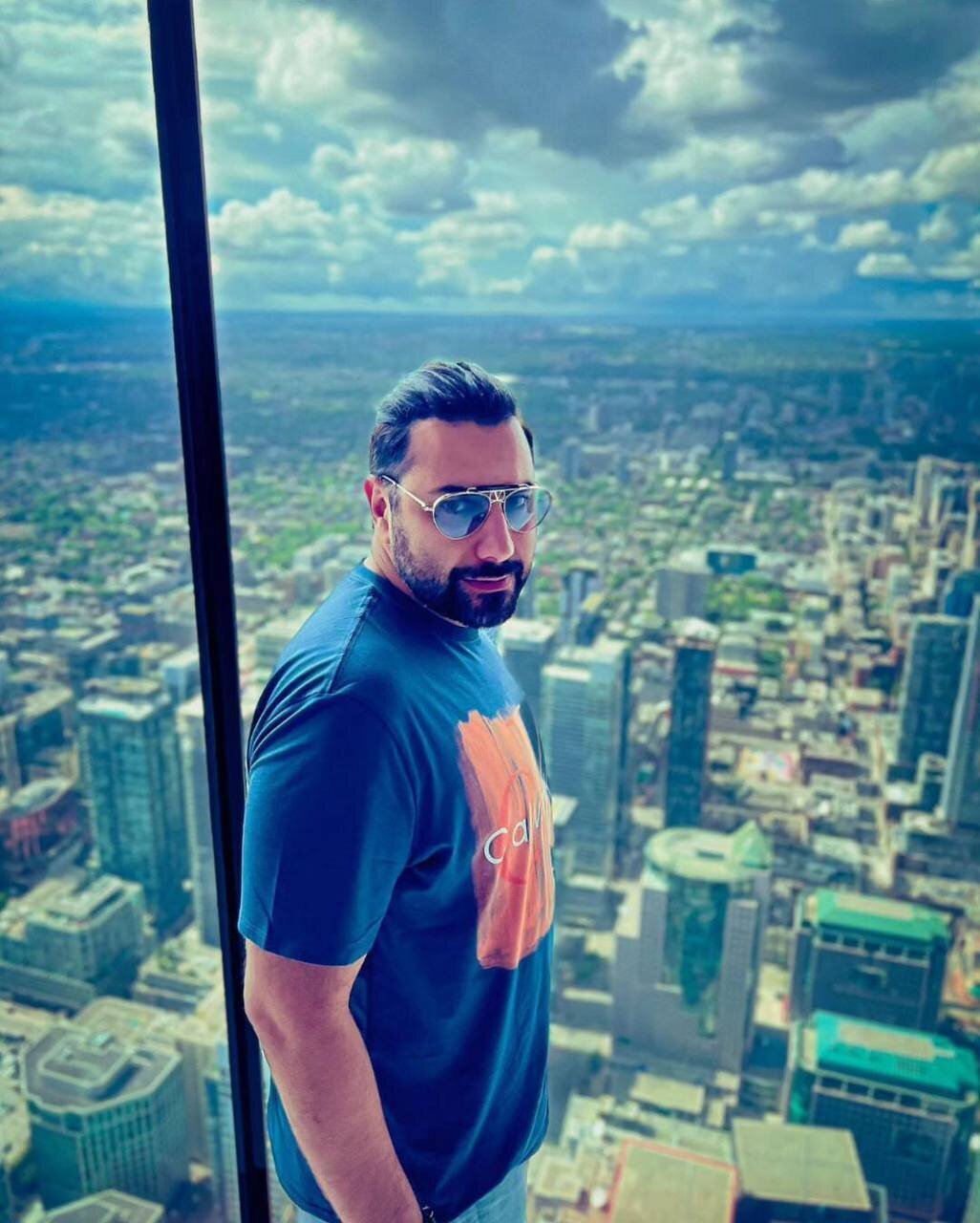 احسان خواجه‌ امیری با تیپ جدیدش غوغا کرد!+ عکس