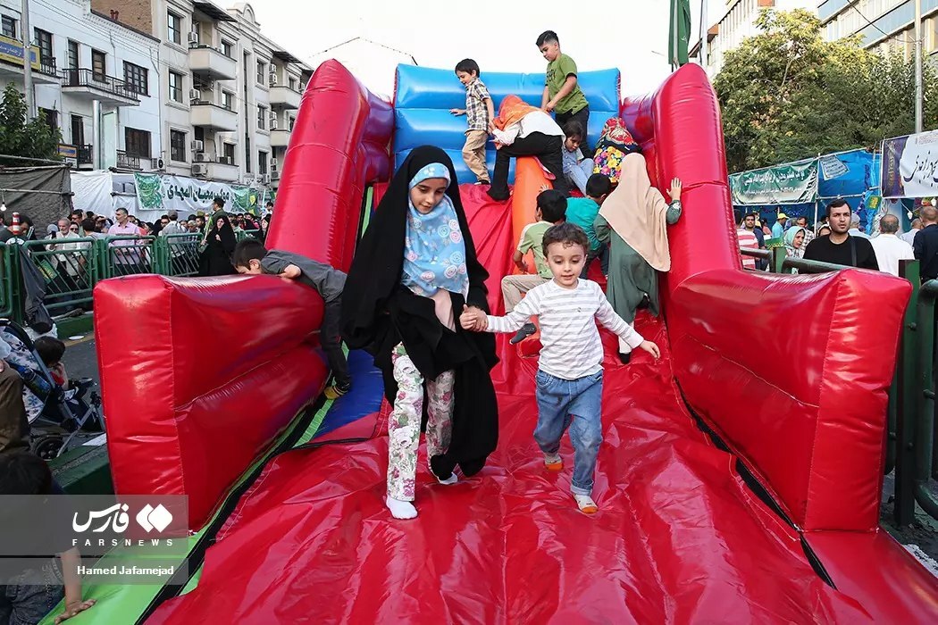 تصاویری از جشن بزرگ غدیر در تهران تصاویری از جشن بزرگ غدیر در تهران