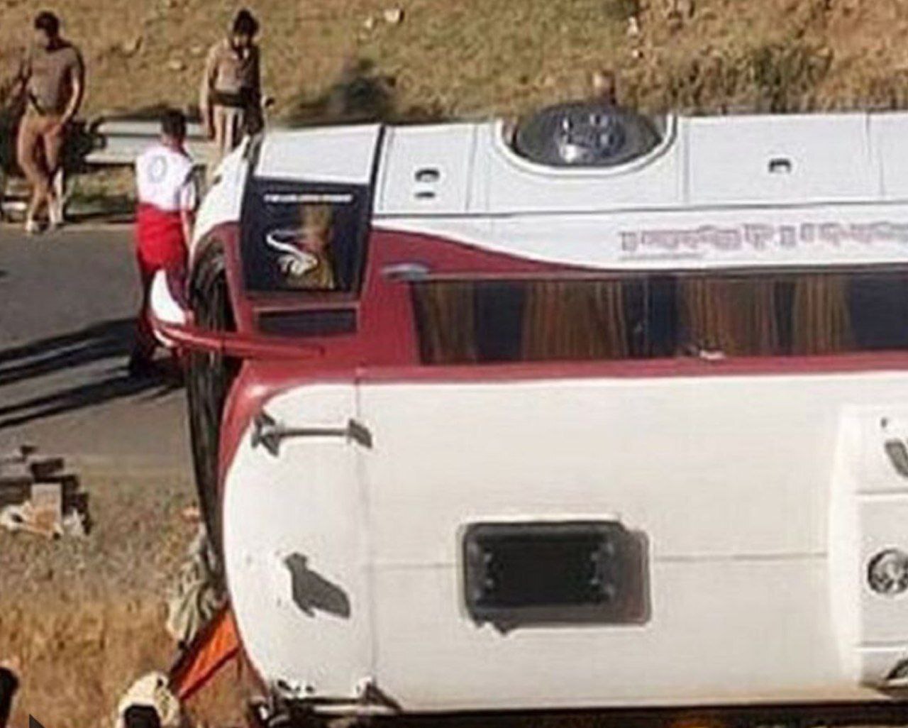 واژگونی اتوبوس جان ۴ زائر ایرانی در عراق را گرفت