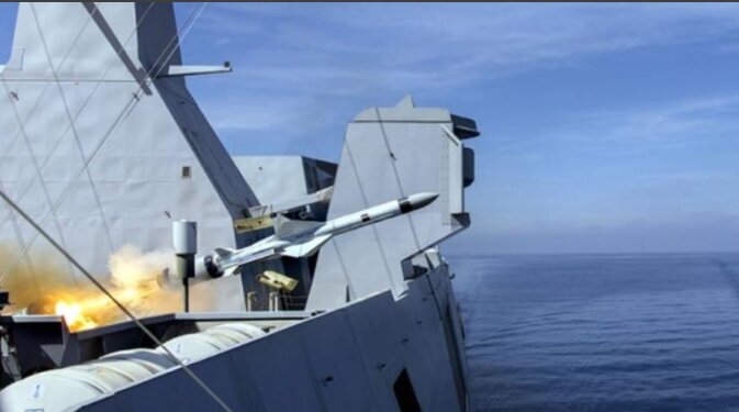 شناور چند منظوره کوروت؛ سلاح ایتالیایی نیروی دریایی قطر+ عکس