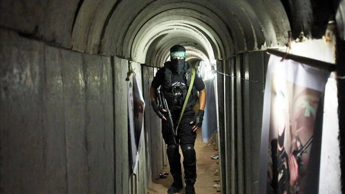 تصاویر تونل های زیر نوار غزه