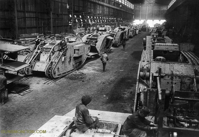 کارخانه های تانک در جنگ جهانی دوم (+عکس)