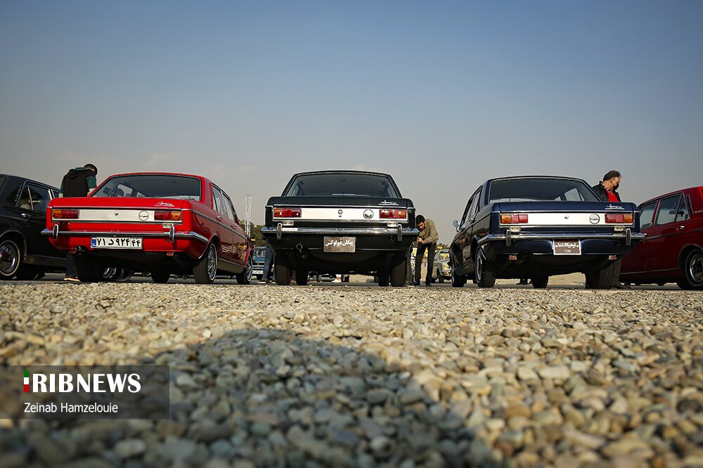 گردهمایی جالب پیکان سواران در تهران؛ خاطره‌بازی در پایتخت