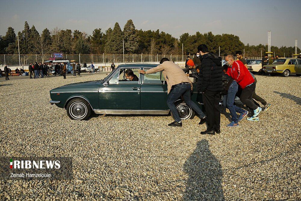 گردهمایی جالب پیکان سواران در تهران؛ خاطره‌بازی در پایتخت