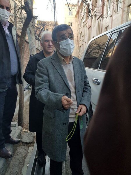 احمدی‌نژاد با تیپی که قبلا ندیده‌اید