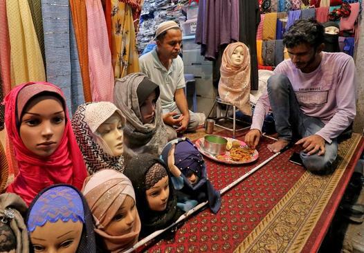 دیدنی های روز؛ حال و هوای رمضان در کشورهای اسلامی