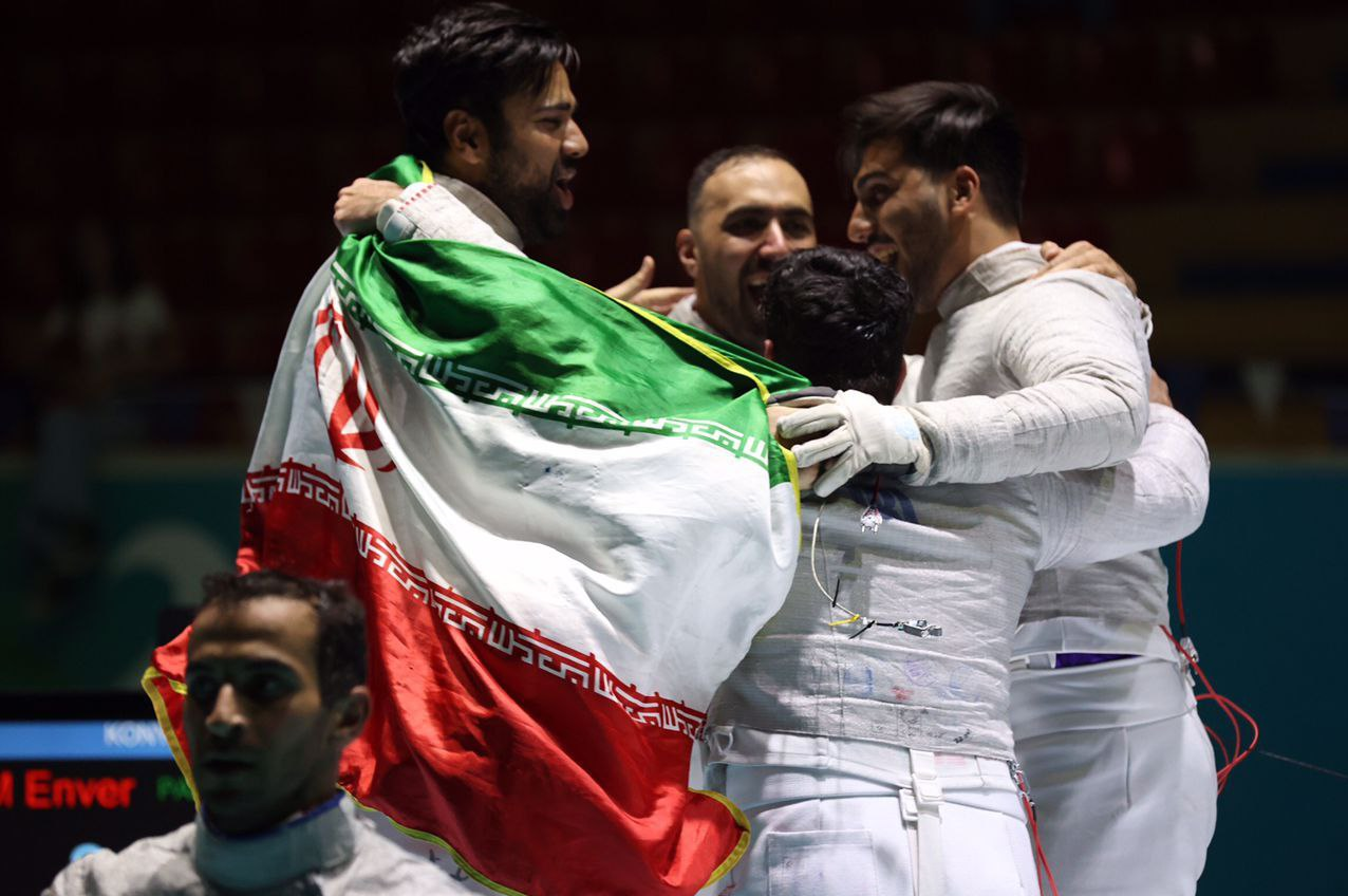 پیروزی مقتدرانه شمشیربازان ایرانی مقابل ترکیه/ سابریست‌ ها طلایی شدند