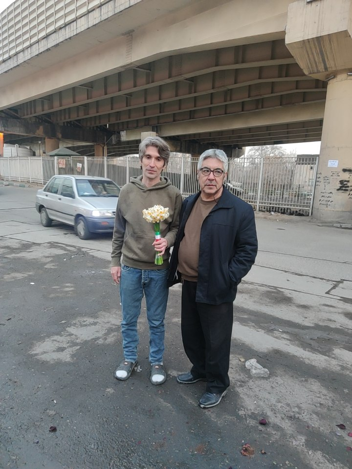 آزادی آرش صادقی با قید وثیقه