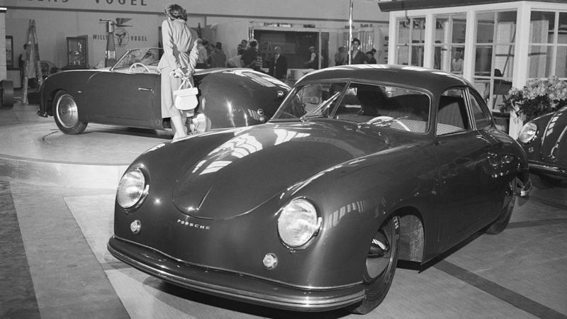 پورشه ۳۵۶ در اولین نمایشگاه خودرو در آلمان