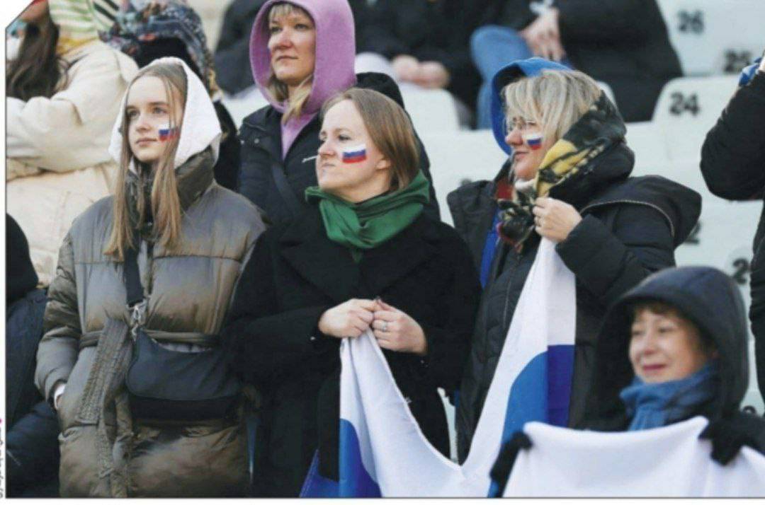 حضور زنان روس در استادیوم