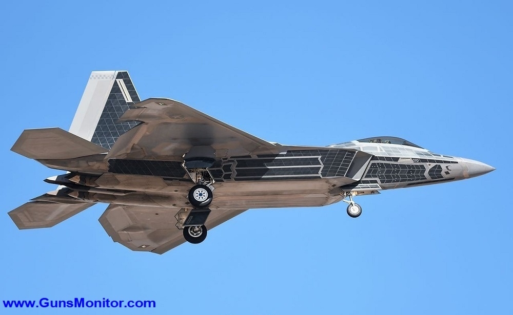 ماجرای پوشش مرموز اف-۲۲ رپتور معروف به زامبی آمریکایی!+ تصاویر