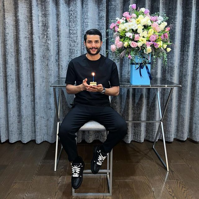 پست معنادار عارف غلامی تولدش