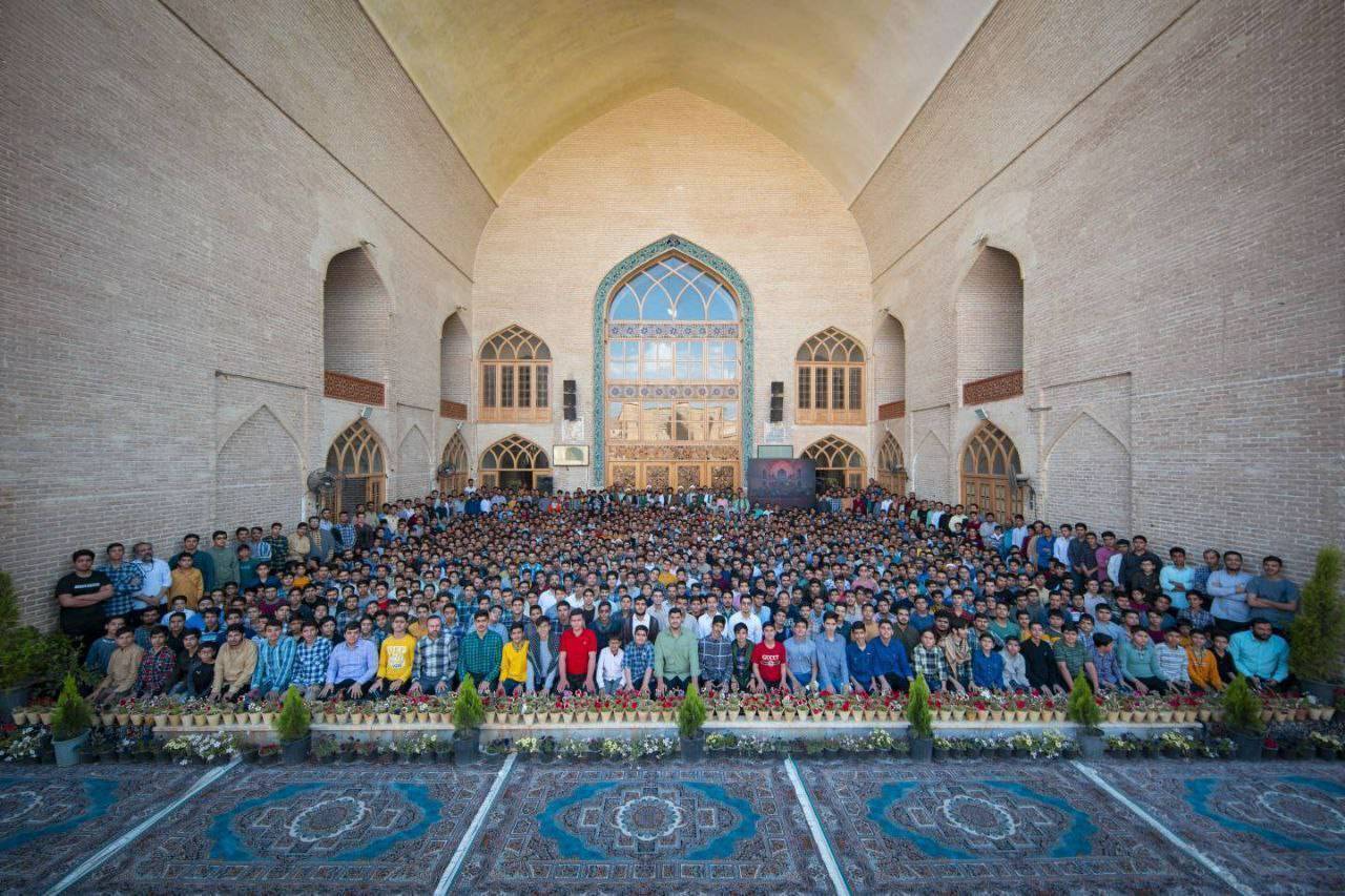 تصویر دیدنی از حضور با شکوه معتکفین در مسجد ملااسماعیل یزد