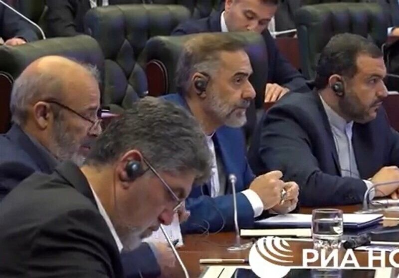 انتشار تصویری از حضور جانشین نیروی قدس سپاه در مذاکرات مسکو